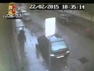Pescara - Maltratta e picchia il cane. Denunciato 25enne (16.04.15)