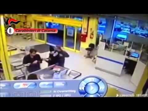 Paternò (CT) - Due Carabinieri liberi dal servizio sventano rapina (14.04.15)