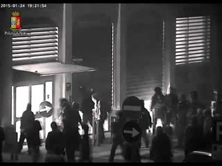 Cremona - L'assalto alla Polizia locale (31.03.15)