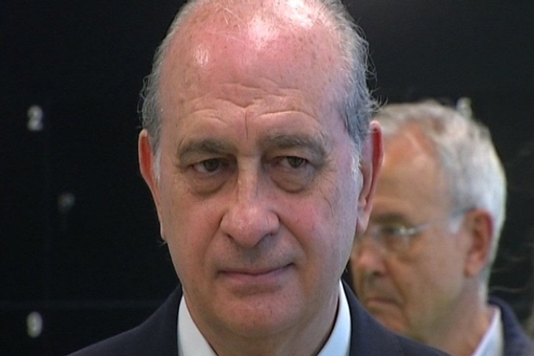 Interior quiere "limpiar" las redes sociales