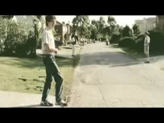 Les geeks sortent de chez eux (pub)