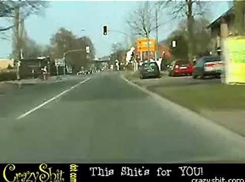 Mit 100 in die Kurve?syndication=228326