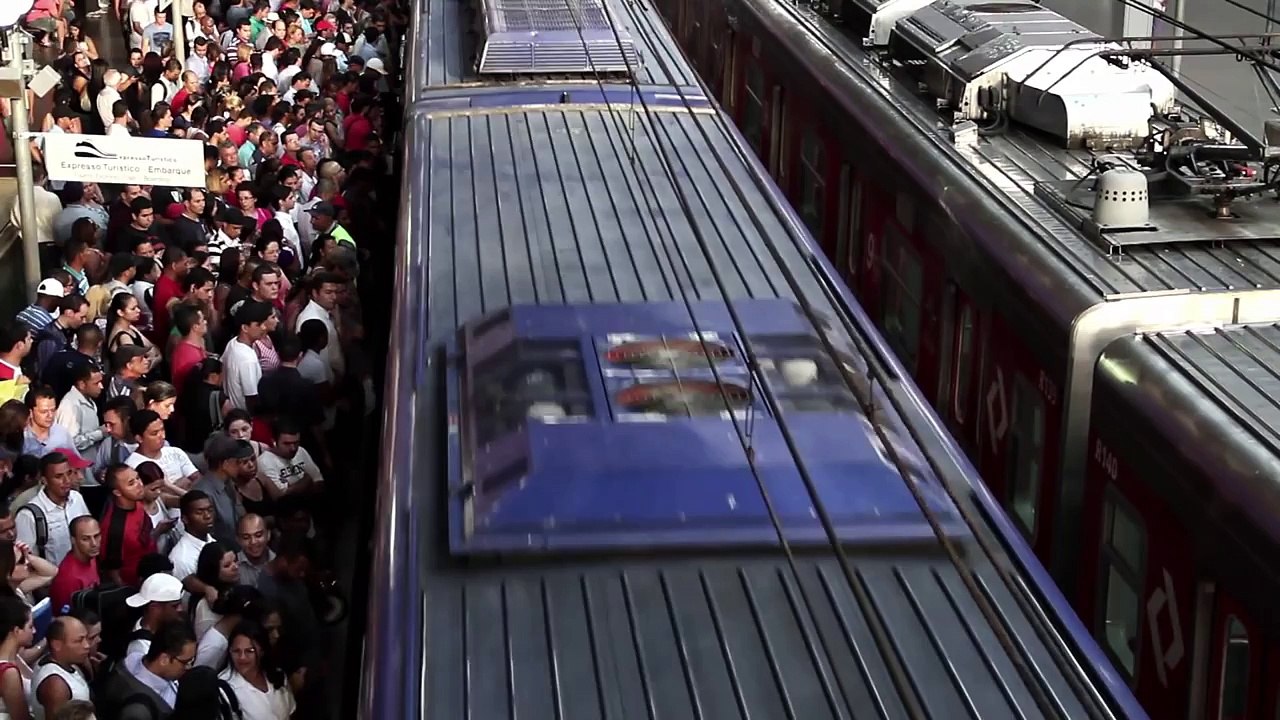 Mauá Surroundings - Why Poverty? (multi-language version)