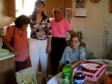 Cumpleanos de Abuelita - Cien Anos