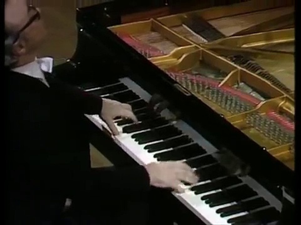 Schubert - Piano Sonata in C Minor, D 958 Fourth Movement (Allegro) - Alfred Brendel