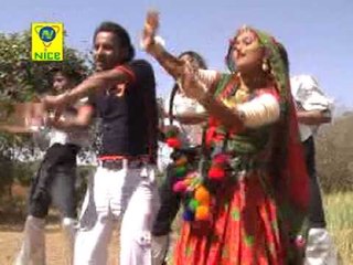 आ तो बन्दी ऊबी सासरे - पढ़ी लिखी मैं अंग्रेजी ( राजस्थानी )