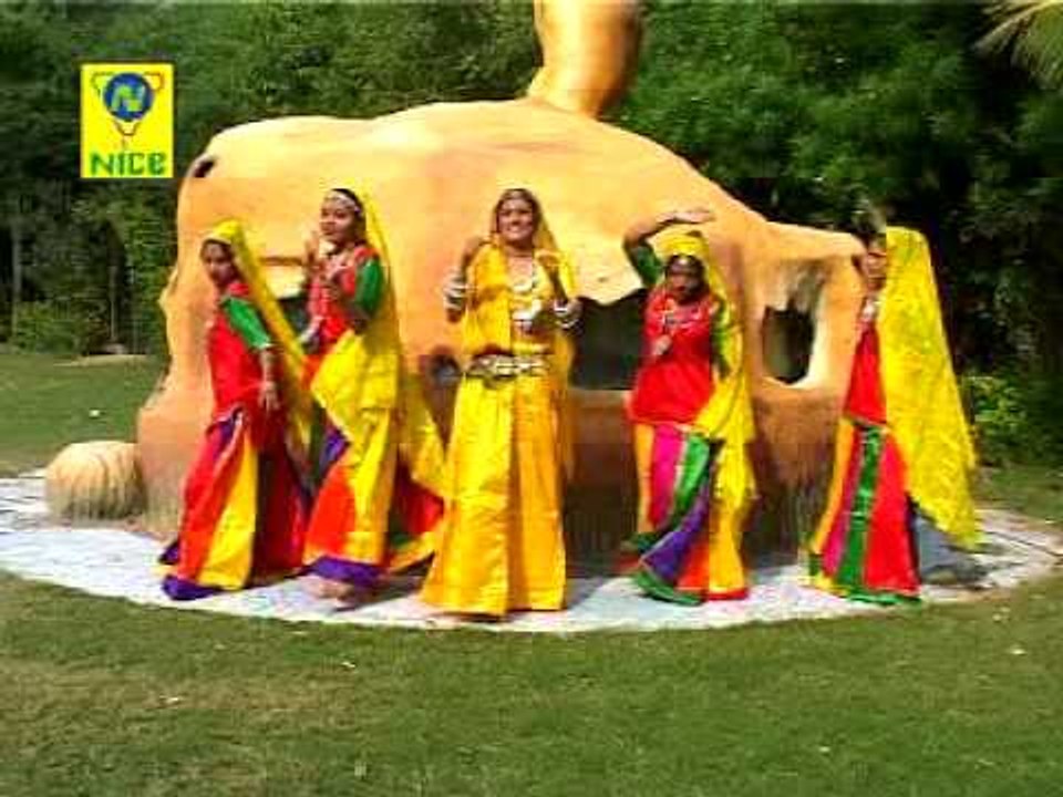 बन्ना धुधलियों धोरो मैं - बनडी नये ज़माने की ( राजस्थानी )