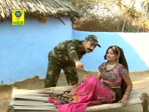 बन्ना नावों तो बाल्टी तैयार - बन्नो बन्नी चौपड़ खेले ( राजस्थानी )