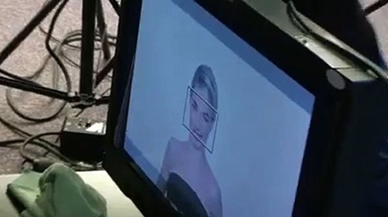 W9: A la recherche de nouveaux Michael Jackson "Black Or White" PROMO (Making Of)