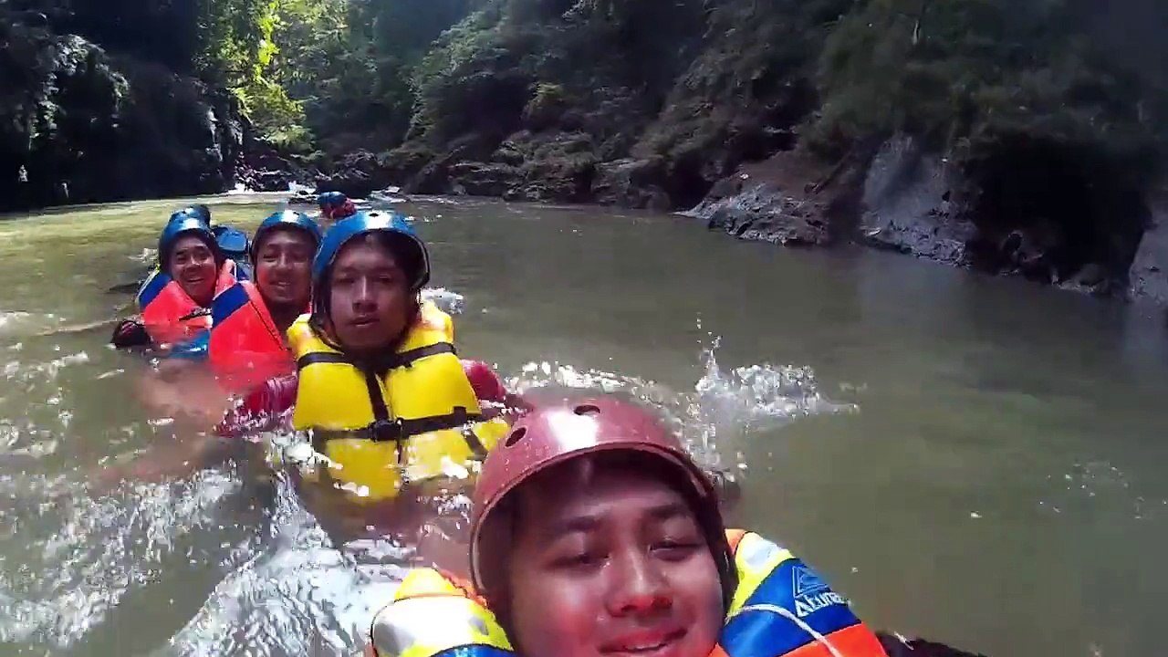 Body Rafting Green Canyon Pangandaran Jawa Barat Indonesia