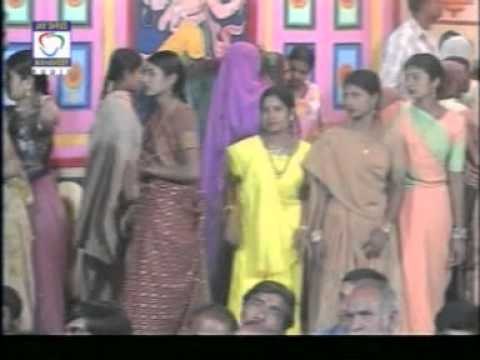 Ekvar Piyu Ne Madva Aavjo - Halo Vikram Thakorna Garbama - Gujarati Garba Songs
