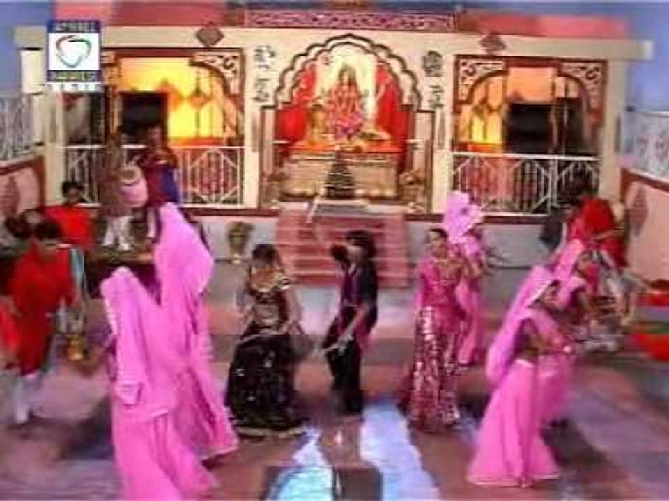 Charan Kud Ni Dikri - Rasiya Re - Gujarati Garba Songs