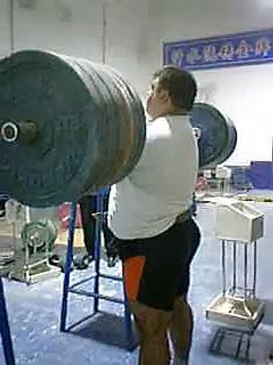 Hossein Rezazadeh 280kg/617lb Front Squat