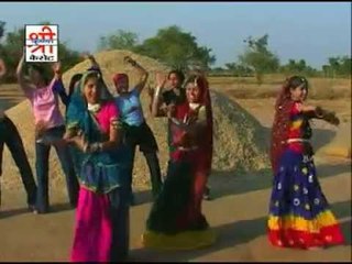 झट चौमासो लाग्यो रे - घूमर छे नखराली ( राजस्थानी )