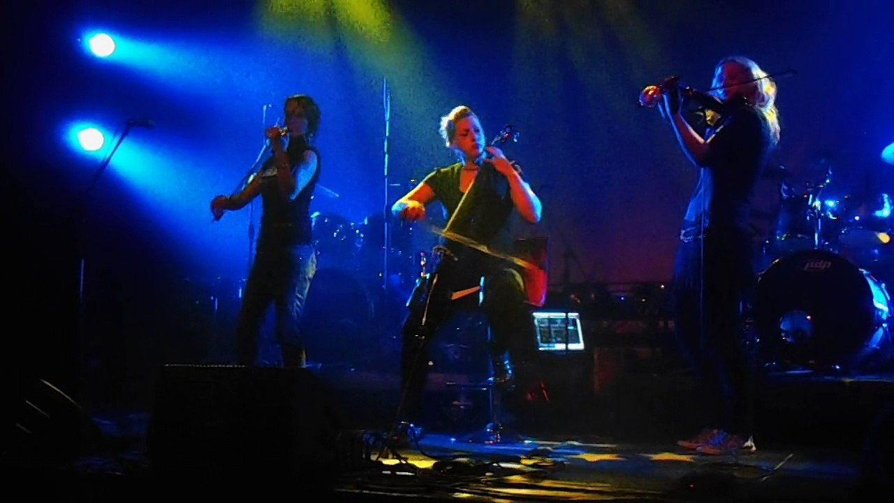 STRING LADIES