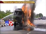 Lorry catches fire in Guntur