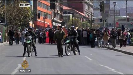 Bolivian army baking bread rolls amid strike