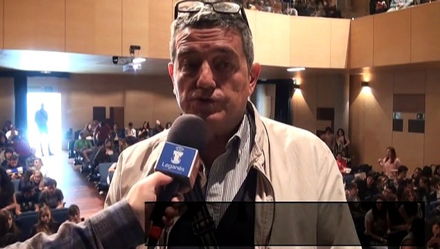 Presentado el libro homenaje de los institutos de Leganés a la poeta Francisca Aguirre