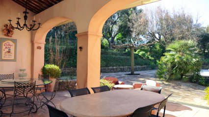 Villa A VENDRE - La Garde-Freinet - 217 m²  sur Terrain 5000 m²