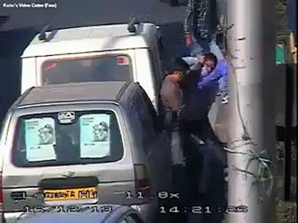 Pakistani Traffic Accident : Video Fun Dekho