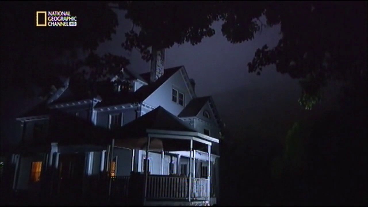 Paranormal : Esprit es-tu Là? [FR][720p]