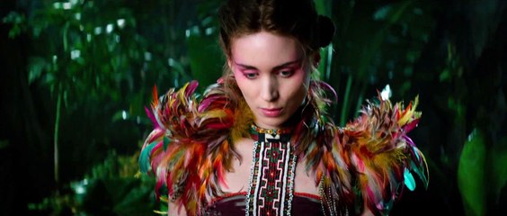 Pan (Viaje a Nunca Jamás) - Trailer 2 español (HD)