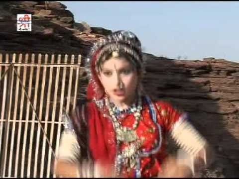 चम् चम् चमके चुन्दडी - चम् चम् चमके चुन्दडी ( राजस्थानी )