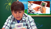 L'impayable réaction d'enfants devant la Game Boy d'antan !