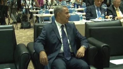 Arınç, 3.üncü Uluslararası Turizm ve Barış Konferansı'na Katıldı