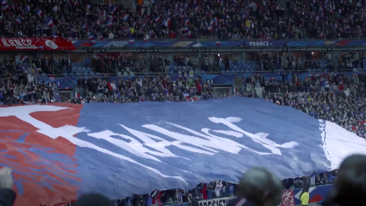 Déploiement du Tifo FRANCE - Club des Supporters