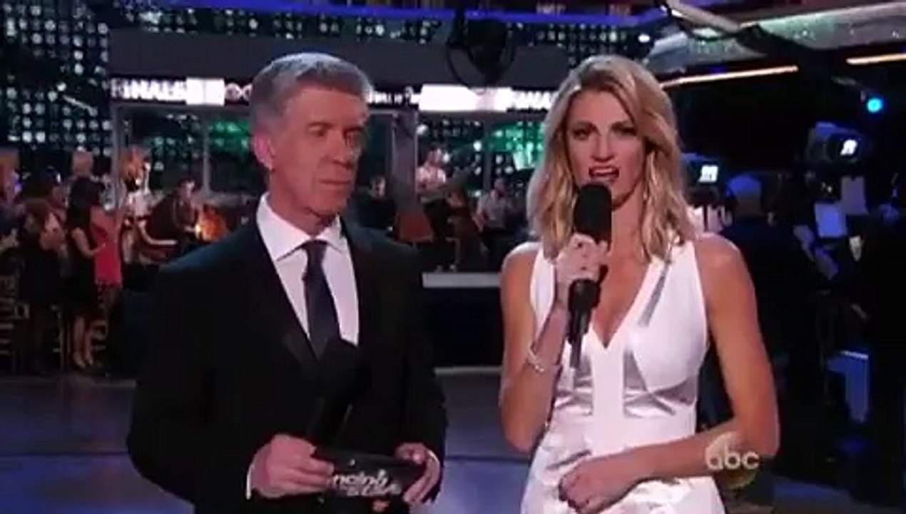 Nastia Liukin, Sasha Farber, & Derek Hough dancing to Andy grammer "Honey I'm Good"