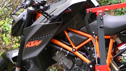 KTM 1290 Super Duke R on www Bike Tower de