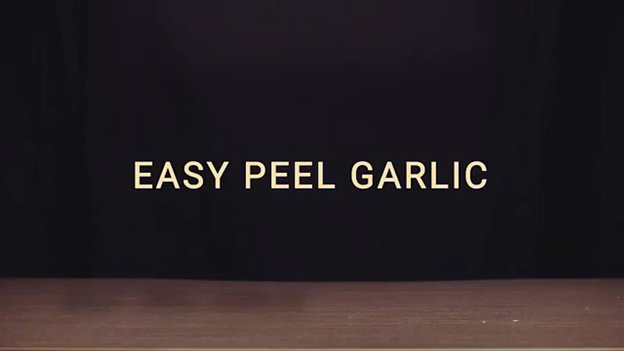 Aprende a pelar ajos de la manera más fácil