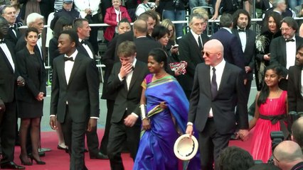 Cannes: montée des marches de "Dheepan"