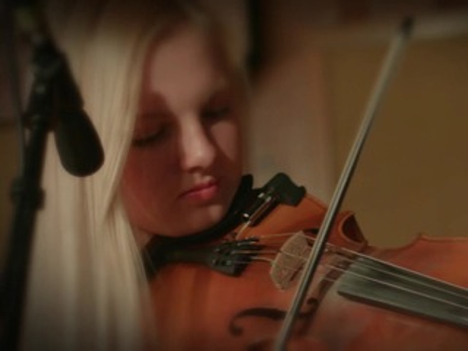 Darin & Brooke Aldridge - Tennessee Flat Top Box