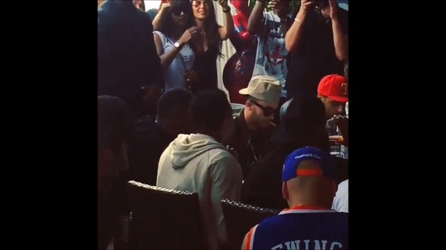 Chris Brown hoy en Cannes con amigos (21/05/15)