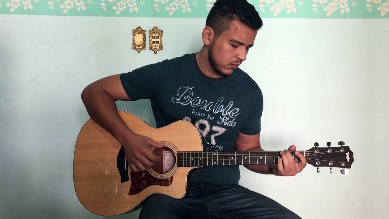 Classical Gas - Mason WIlliams (performed by Yuri)
