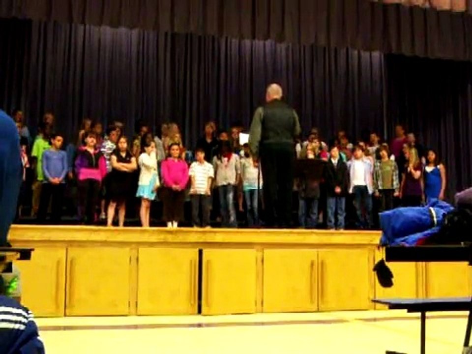 Dance by Montello Elementary School Chorus, Lewiston Maine. 2009 May 28