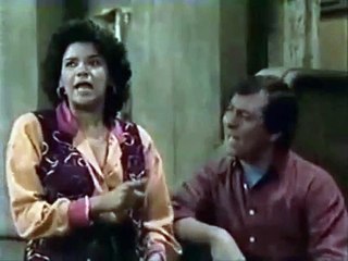 Sesame Street - "What's the Name of that Song" (1992)