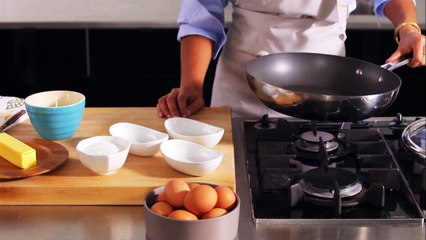 How to Fry Eggs | How To | Food Network Asia