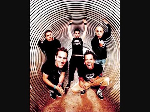 Addicted-Simple Plan Lyrics