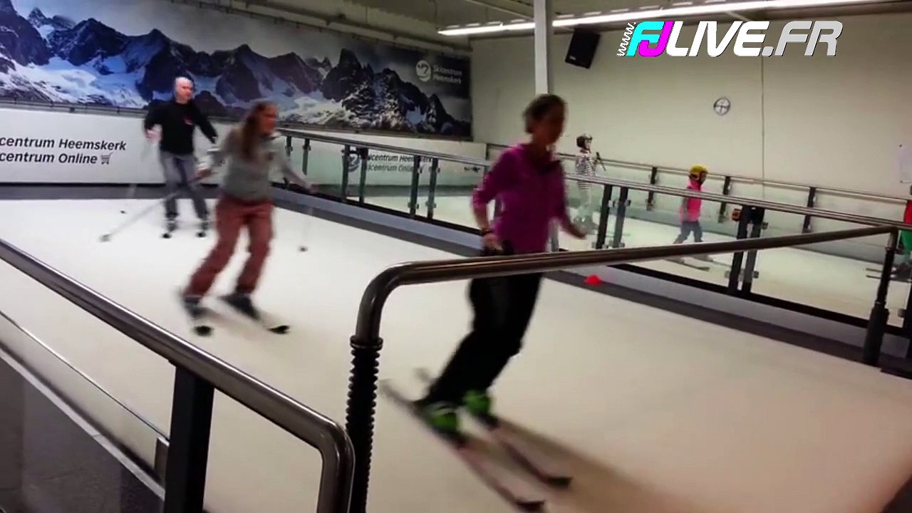 Un tapis roulant pour faire du ski en salle