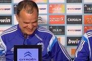 Le fou rire de Marcelo Bielsa en conférence de presse