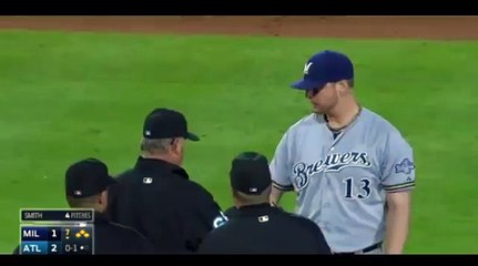 Baseball - Expulsé pour s'être enduit le bras de résine...