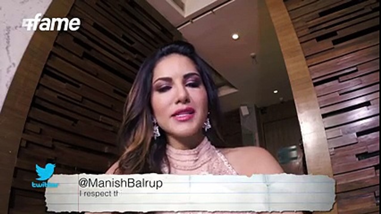 Sunny Leone gets bajaoed