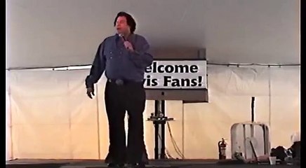 Jeff Walker sings 'Treat Me Nice' at Elvis Week 2007 (video)