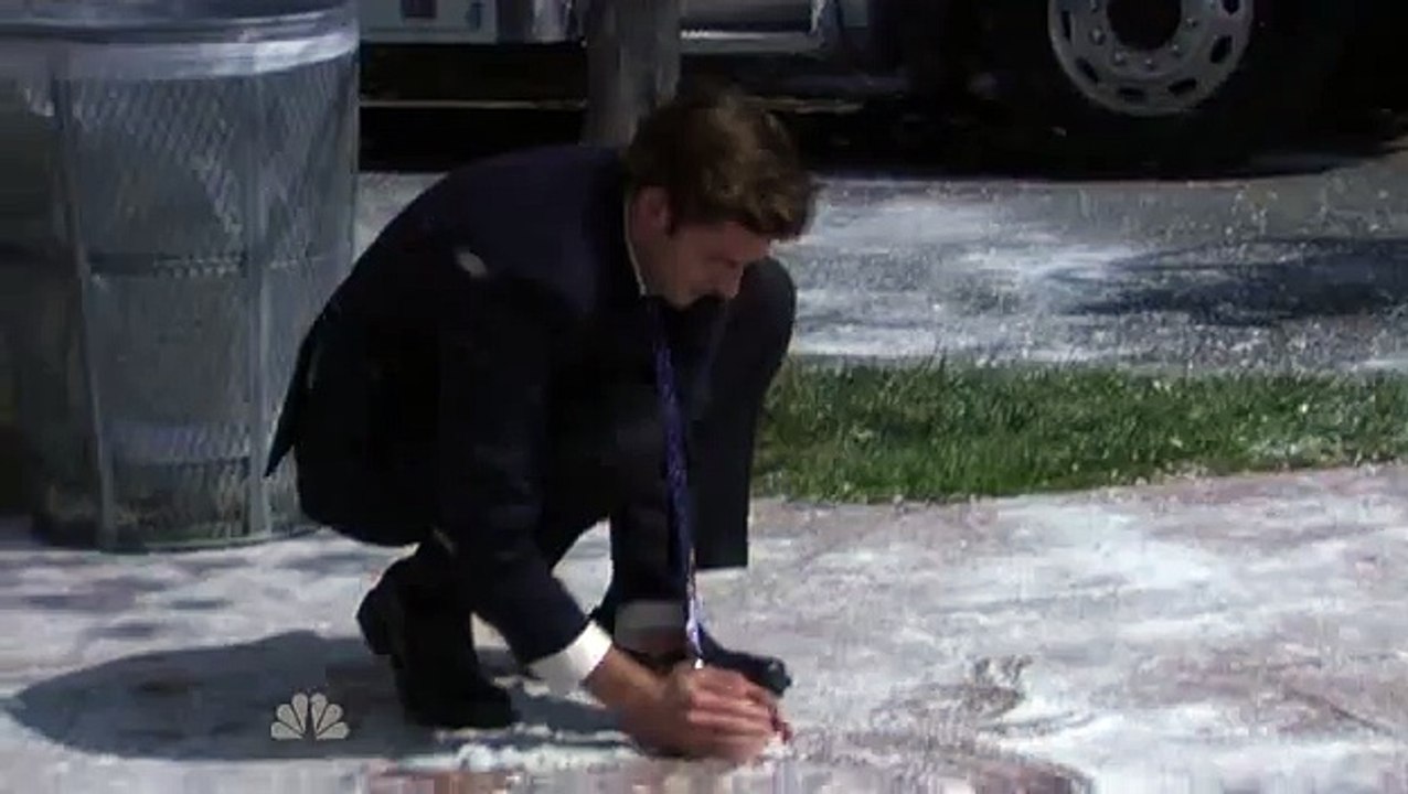 Jim and Dwight snowball fight the office video Dailymotion