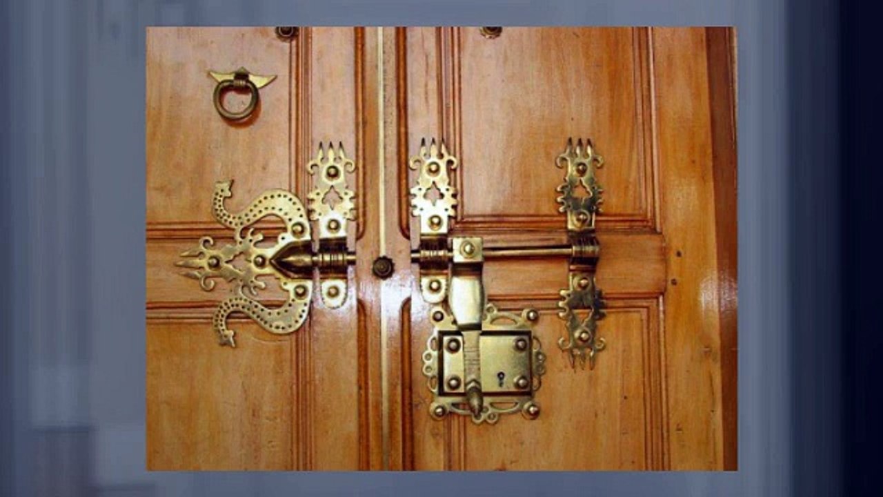 Traditional Door Hardware