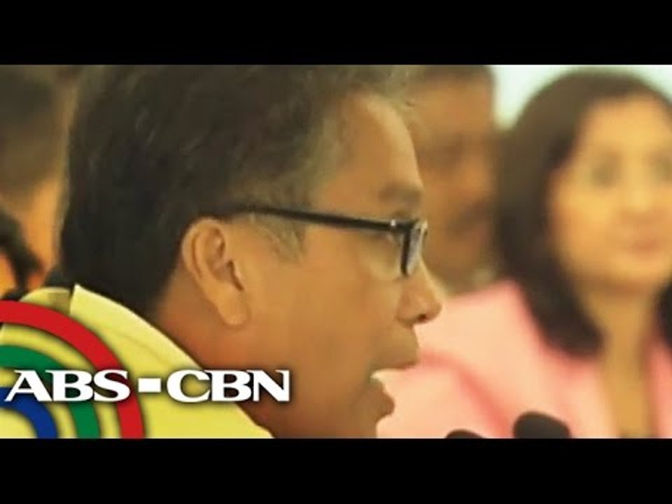 Mar Roxas defends grassroots budgeting