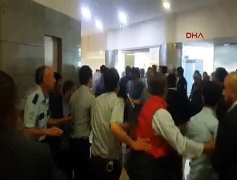 KARAKOLDA ŞİŞELİ İŞKENCE DAVASI SONRASI ADLİYE KARIŞTI